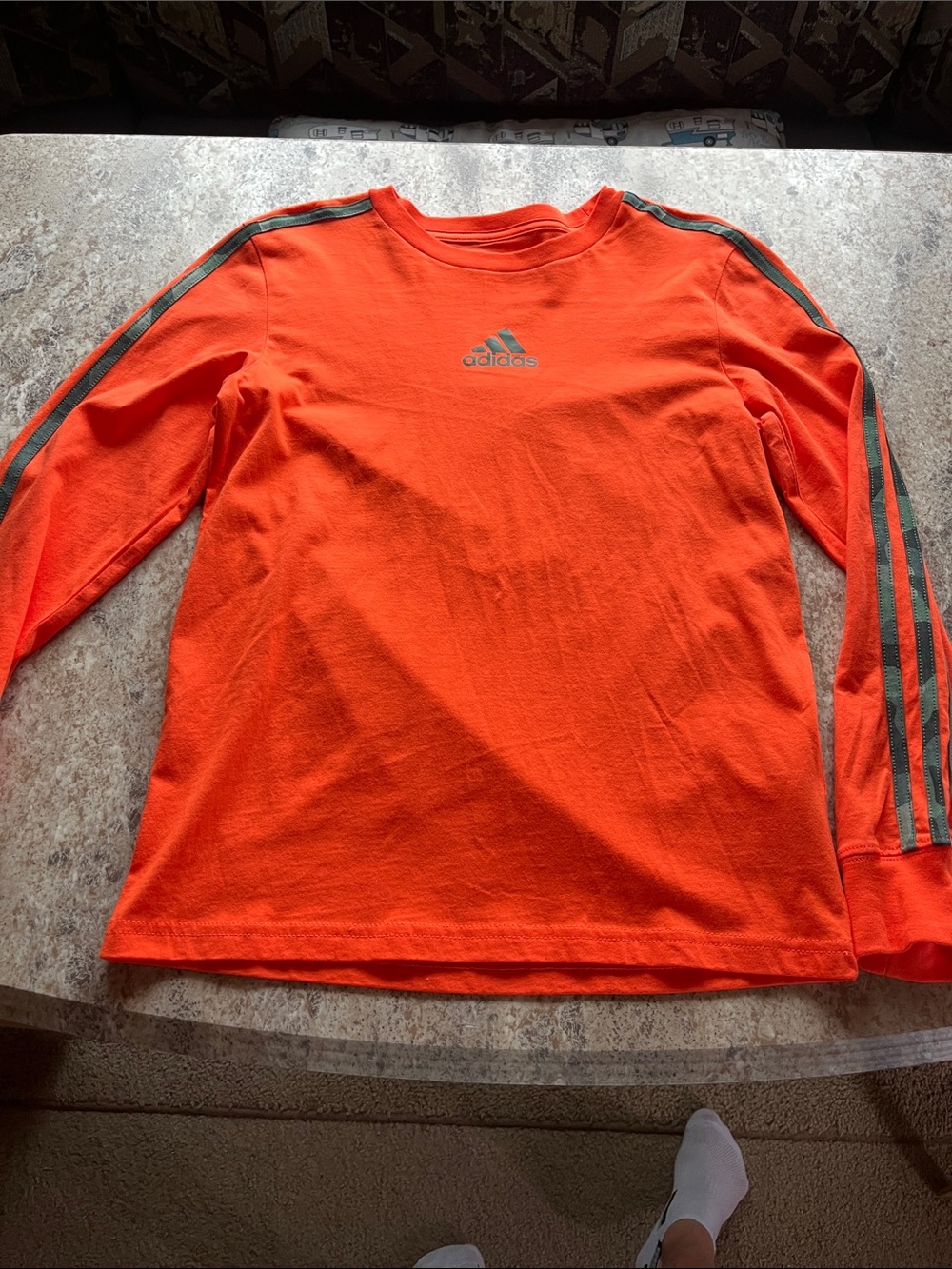Youth adidas orange long sleeve t- shirt med(10-12) new without tags